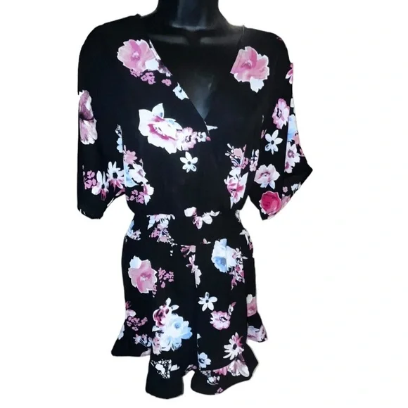 Liberty Love Women’s Shorts Romper size L - Picture 9 of 13